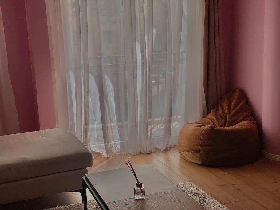 Coral Apartment - City Center Tirana Bagian luar foto